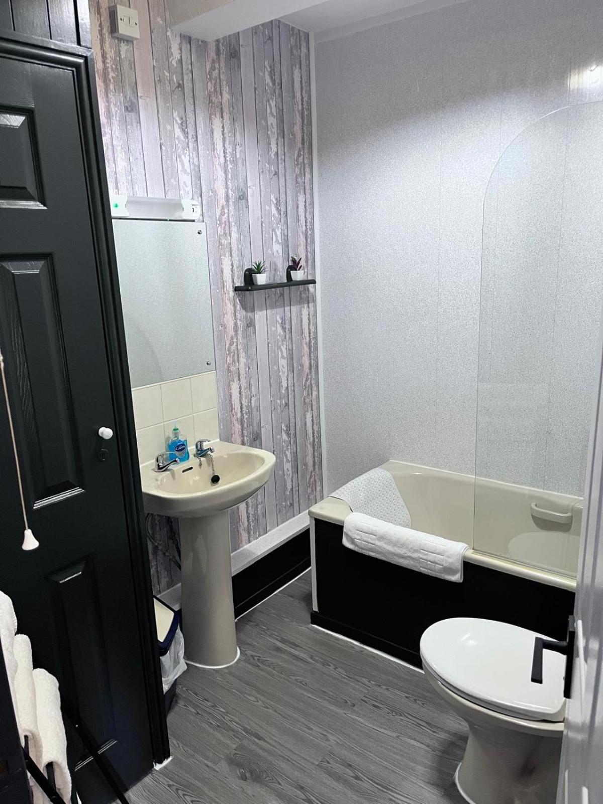 Black Bull Hotel 里斯 外观 照片