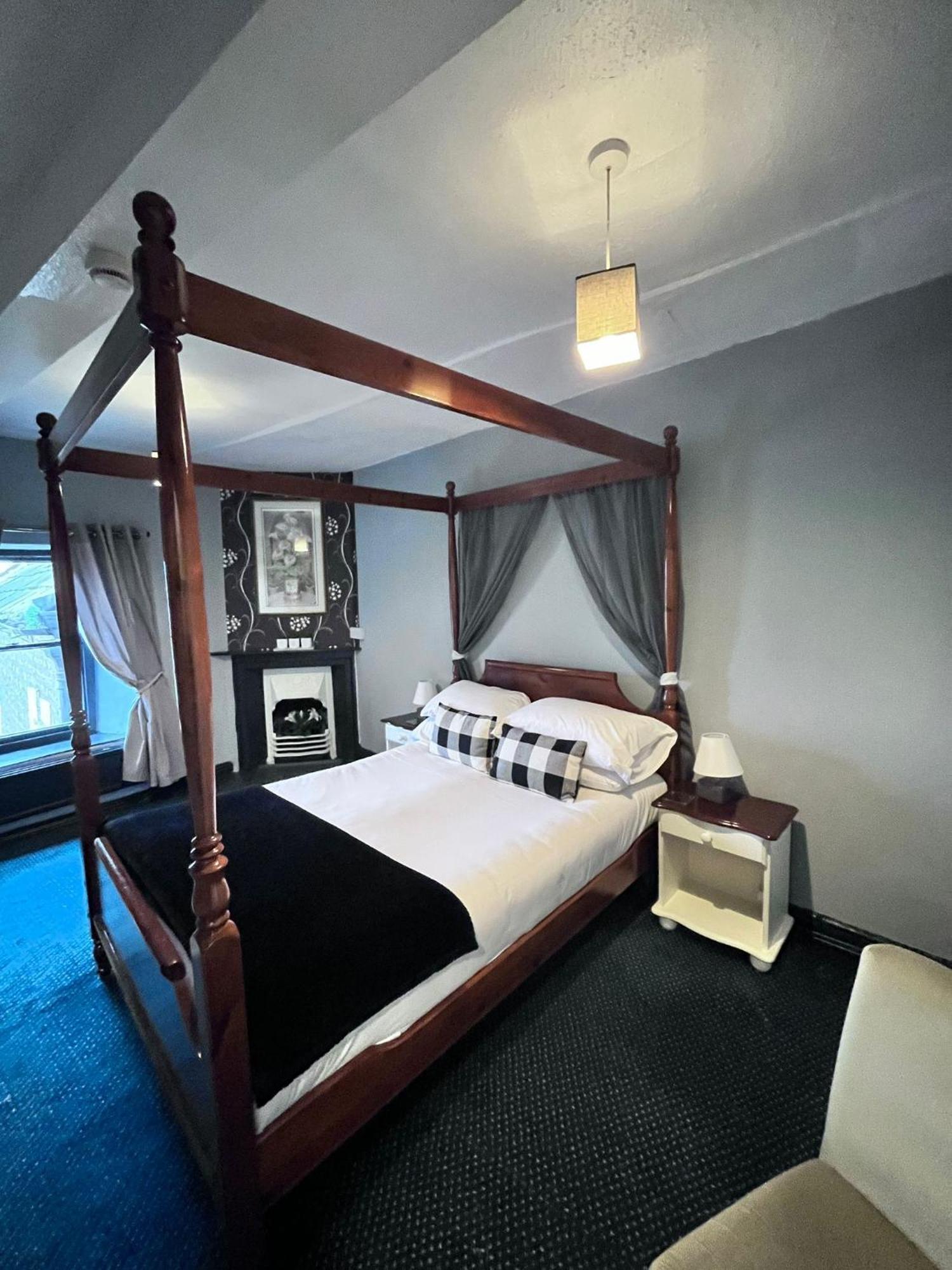 Black Bull Hotel 里斯 外观 照片